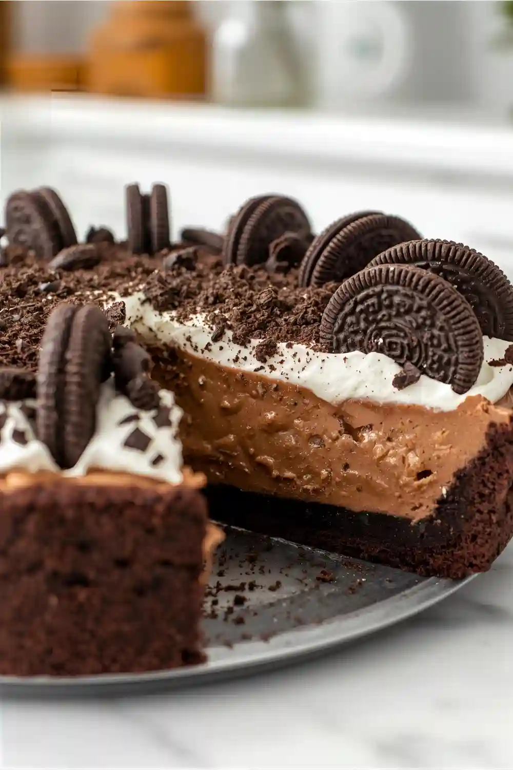 No-Bake Chocolate Oreo Pie